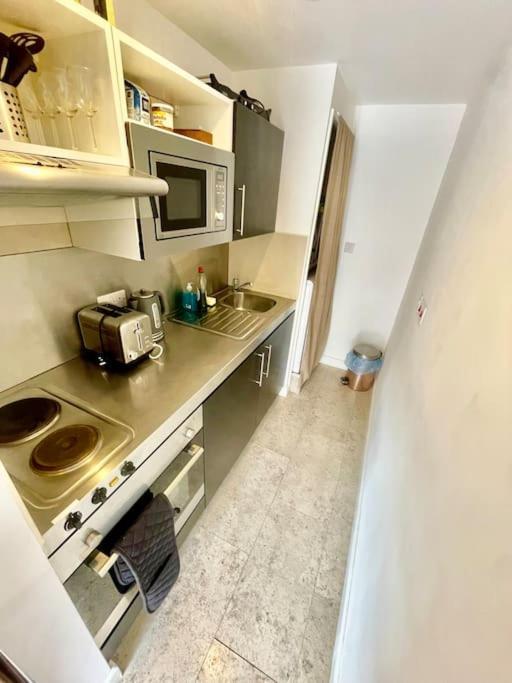 Cambridge City Centre Studio, Sleeps 3 Eksteriør billede